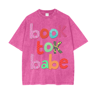 Booktok Babe Shirt in Oversized Style - Bookish Shirts