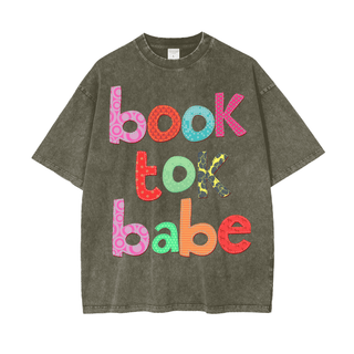 Booktok Babe Shirt in Oversized Style - Bookish Shirts